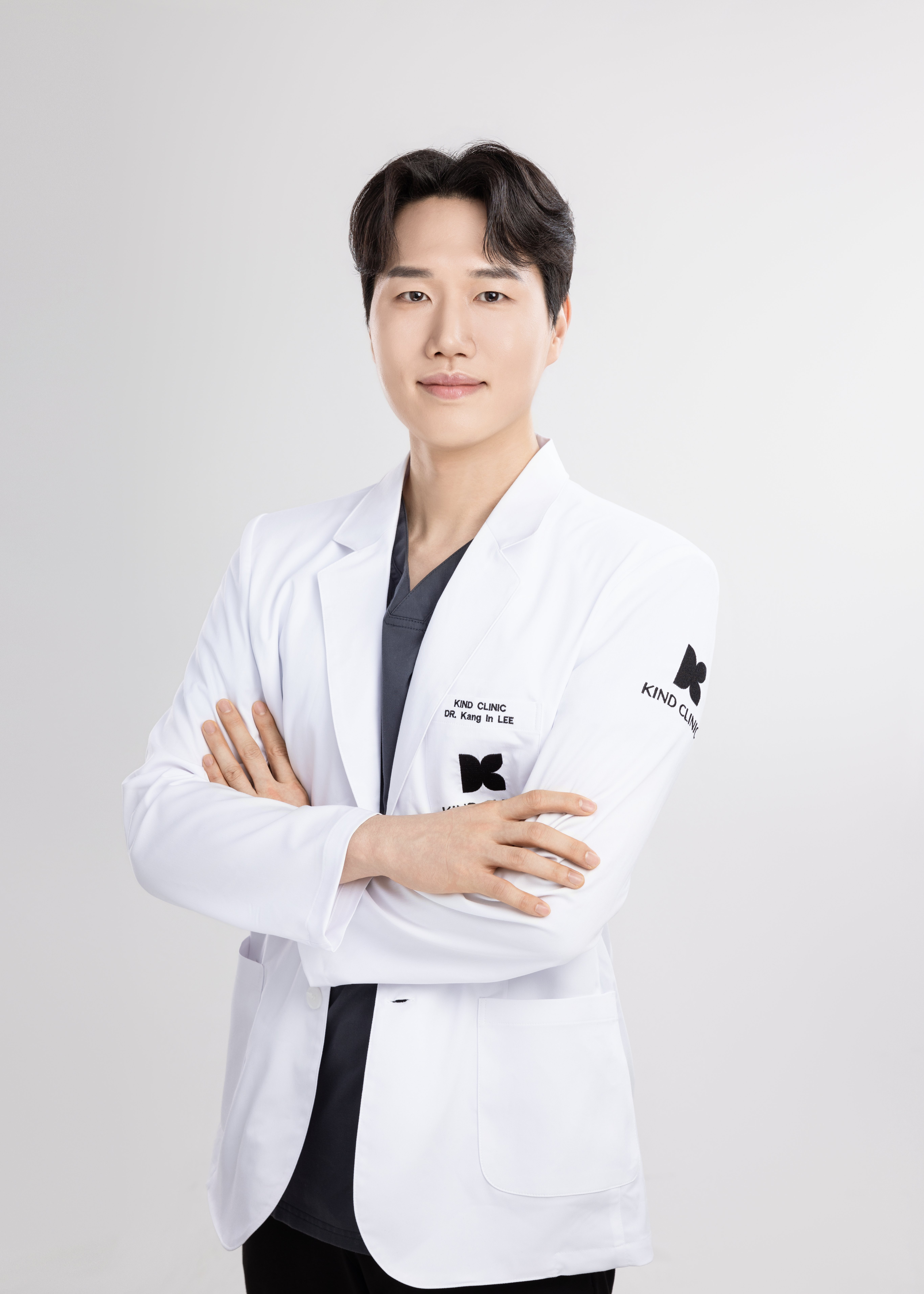 명동 원장님이 상담하는 피부과